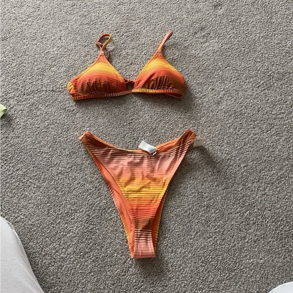 NWT aerie striped bikini Medium Top Small Bottoms